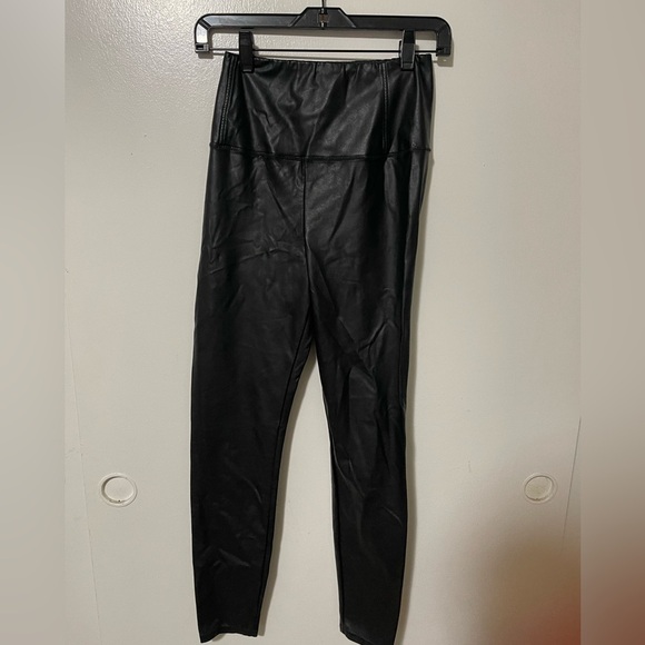 Wilfred free vegan leather leggings - Picture 6 of 7